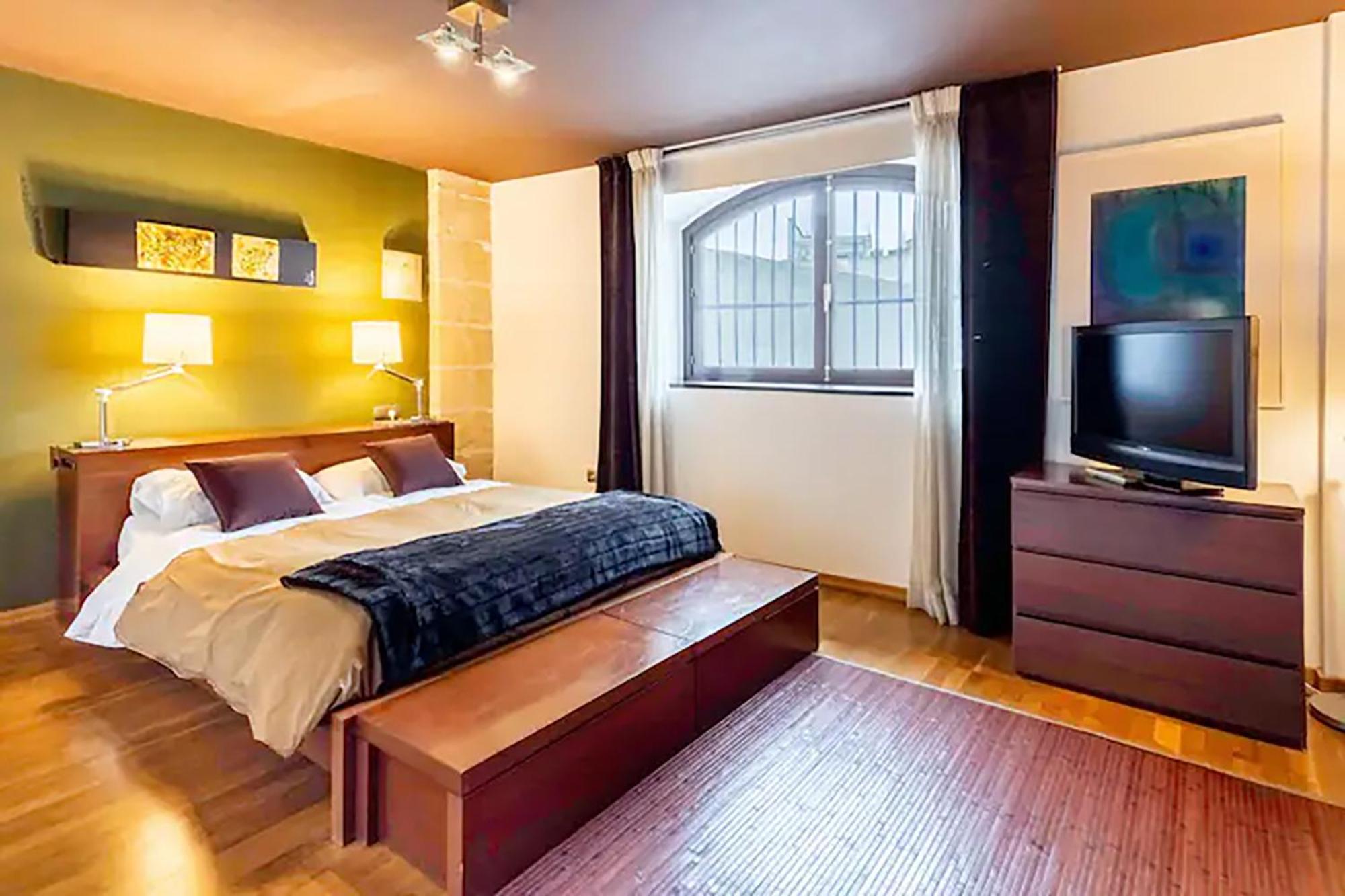 Artqhost Jerez Huge Loft & Free Parking Lejlighed Jerez de la Frontera Eksteriør billede